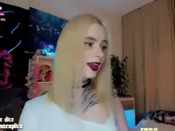 Chaturbate Best live sex cam show of snake_bites