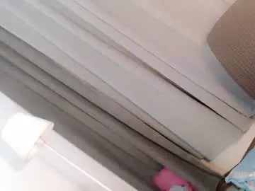 Chaturbate Live Sex Cam of gabrielawantsyou