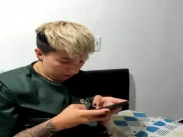 Chaturbate Free Live Porn of boy_trans