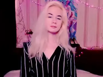 Chaturbate Best live sex cam show of carinfox