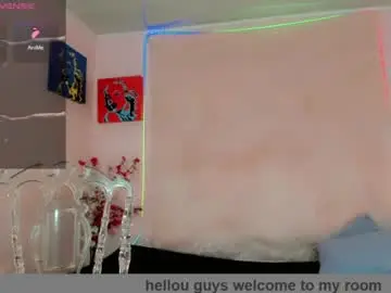 Chaturbate Live Sex Cam of raven_estrada_