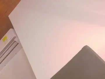 Chaturbate Live Sex Cam of nahomicampbell_