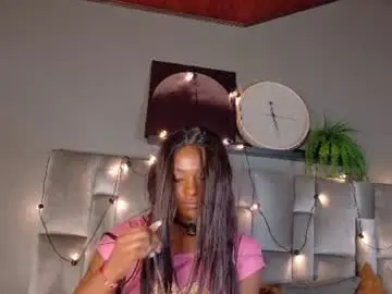 Chaturbate Free Live Porn of nahomicampbell_