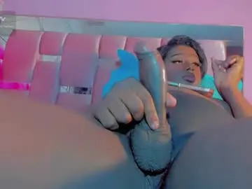 Chaturbate Live Sex Cam of hugemonsterblack