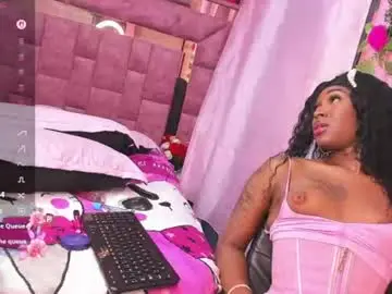 Chaturbate Free Porn Cam of shenielxxx