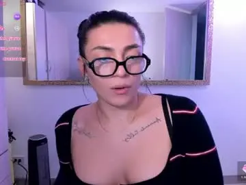 Chaturbate Adult Video Chat of _ericavanderhill_