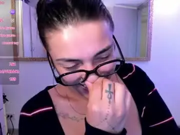 Chaturbate Best live sex cam show of _ericavanderhill_