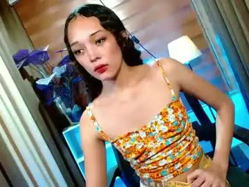 Chaturbate Nude Webcam of curybb_hanna19