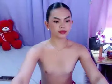 Chaturbate Adult Video Chat of yourlovelytranspinay