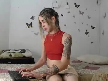 Chaturbate Live Sex Cam of barbie_hot66