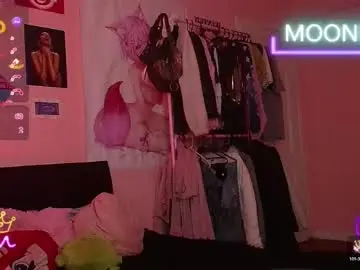 Chaturbate Adult Video Chat of moonfiredance
