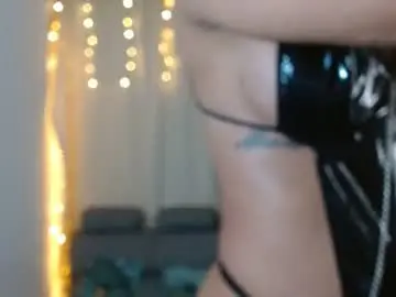 Chaturbate Live Sex Cam of _diamondpamela