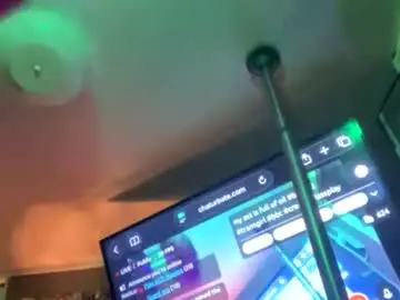 Chaturbate Live Sex of yelladaniella