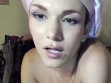 Chaturbate Live Sex Cam of lilvenice7