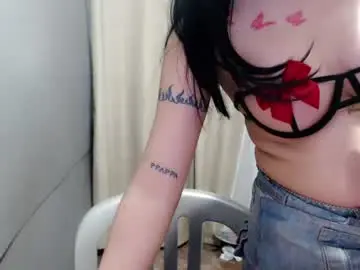 Chaturbate Free Porn Cam of littlelace_