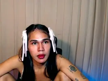 Chaturbate Live Sex Cam of vampy_ebony_laxine