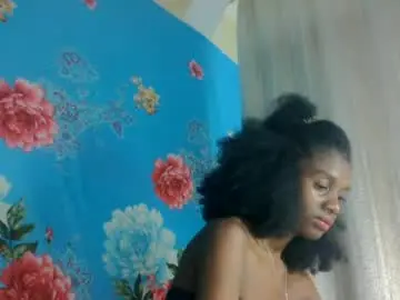 Chaturbate Nude Webcam of phaosiiia