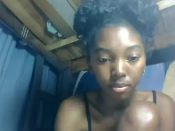 Chaturbate Best live sex cam show of phaosiiia