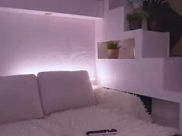 Chaturbate Best live sex cam show of chiaraluna
