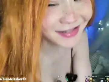 Chaturbate Live Porn of blondelashes19