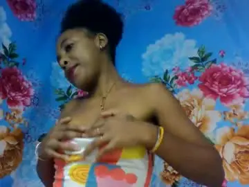 Chaturbate Free Live Porn of bemonique