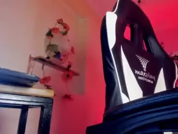 Chaturbate Live Sex of katy_bratz