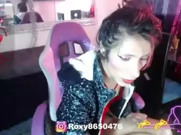 Chaturbate Free Porn Cam of roxy_roxxan