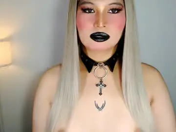 Chaturbate Live Sex Cam of amara_perry30