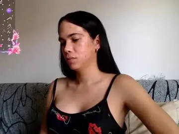 Chaturbate Sex Cam of luara_
