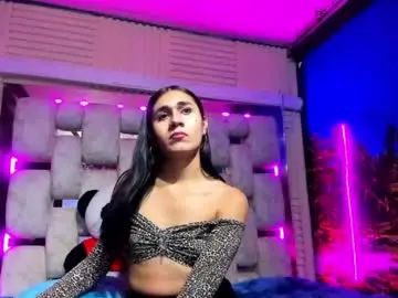 Chaturbate Live Porn of mahiara_hot