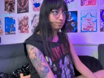 Chaturbate Nude Webcam of snowblack_