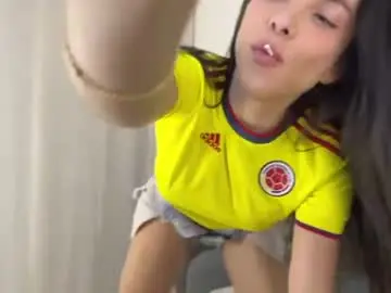 Chaturbate Free Porn Cam of angelturned01