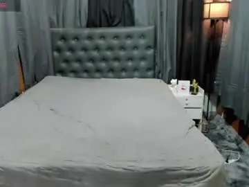 Chaturbate Live Sex Cam of valentina_lustx