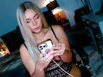 Chaturbate Watch Live Sex Cams of insatiable_queen16