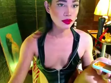 Chaturbate Live Sex Cam of urhardcockqueenxxx