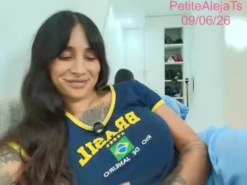 Chaturbate Sex Cam of petitealejats