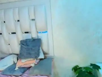 Chaturbate Free Porn Cam of moom_ivy_