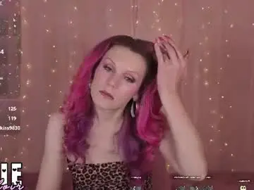 Chaturbate Adult Video Chat of kylieboudoir