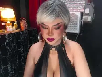 Chaturbate Sex Cam of hugecockchristine