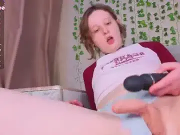Chaturbate Watch Live Sex Cams of c0ralynx