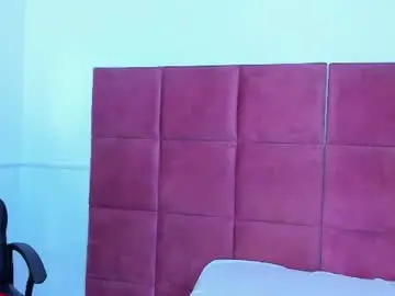 Chaturbate Adult Webcam of ema__gold1