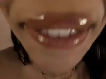 Chaturbate Live Sex Cam of liz_grant