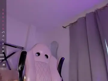 Chaturbate Watch Live Sex Cams of mia_royal