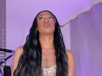 Chaturbate Best live sex cam show of mia_royal