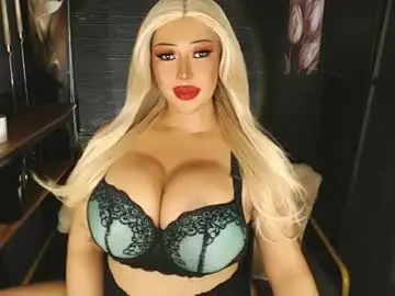 Chaturbate Live Sex Cam of xxtastefullayeshaxx