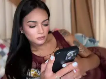 Chaturbate Live Porn of yummyrenalyn