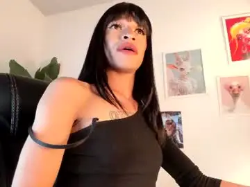 Chaturbate Free Porn Cam of gia_demie