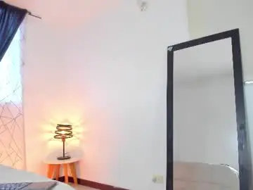 Chaturbate Adult Video Chat of aleja_arango