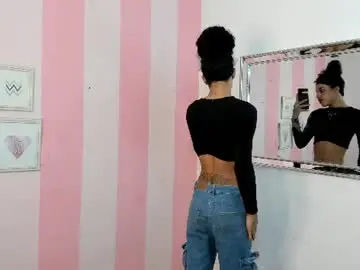 Chaturbate Live Sex Cam of amaia_monroe