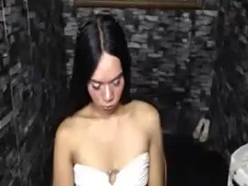 Chaturbate Watch Live Sex Cams of ariya031806